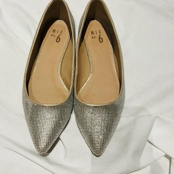 Mix No. 6 Shoes - Mix No 6, Flat, size 8.5. Silver, pointed toe.